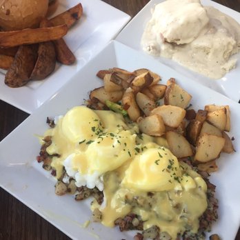 The Scratch Room - Corned Beef Benedict - Breakfast & Brunch Near Me - Anaheim, California The Scratch Room - Corned Beef Benedict - Breakfast & Brunch Near Me - Anaheim, California