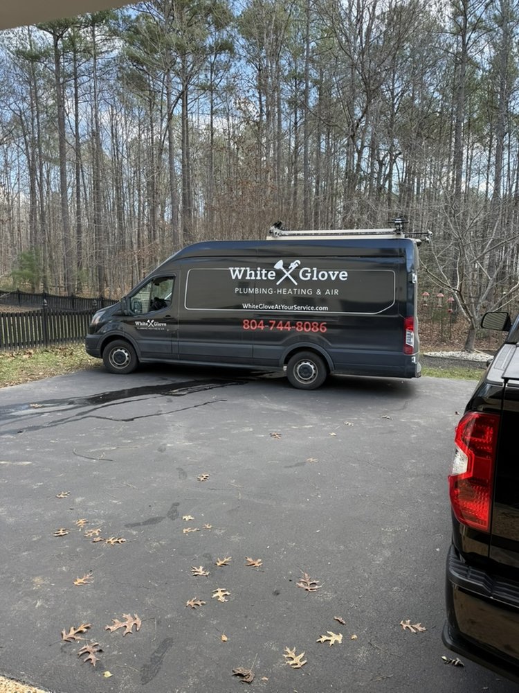 Slide of White Glove Plumbing