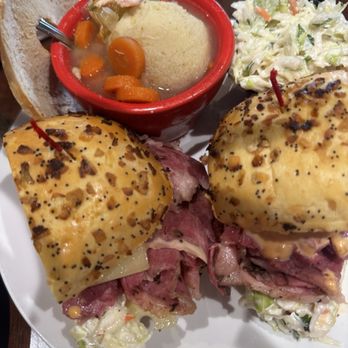 Chompie's - Delis Near Me - Scottsdale, Arizona