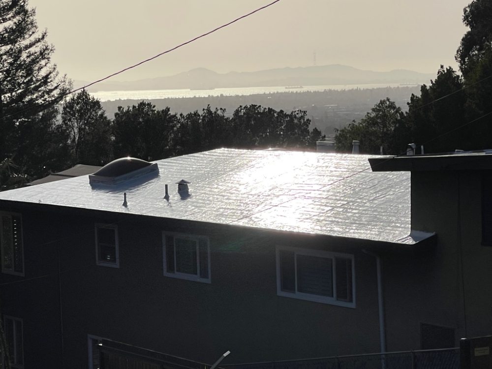 Slide of Golden State Roofing & Painting.