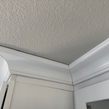 Desert Design Carpet One Floor & Home - gaps in crown throughout the kitchen - Carpeting Near Me - Elko, Nevada