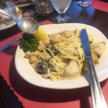 RuBBs Steakhouse - Seafood pasta - Steakhouses Near Me - Wisconsin Dells, Wisconsin