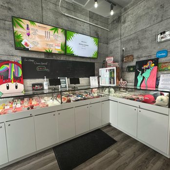 Moksha Cannabis - Cannabis Dispensaries Near Me - Toronto, Ontario Moksha Cannabis - Cannabis Dispensaries Near Me - Toronto, Ontario