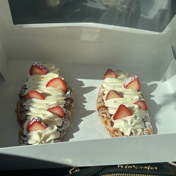 Maison De Croissant - Bakeries Near Me - Irvine, California Maison De Croissant - Bakeries Near Me - Irvine, California