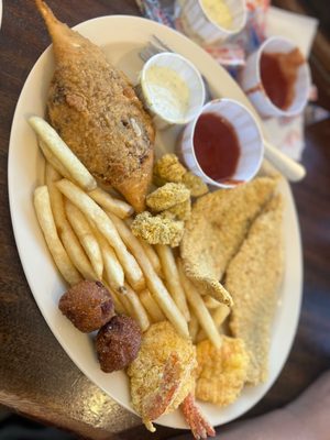 Captain Tom's by null