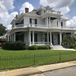 The house made out of oyster shells