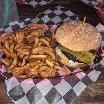 The Carlisle - Bacon cheeseburger with curly fries. Hot and fresh and just amazing. Highly recommended. - New American Near Me - Onalaska, Washington