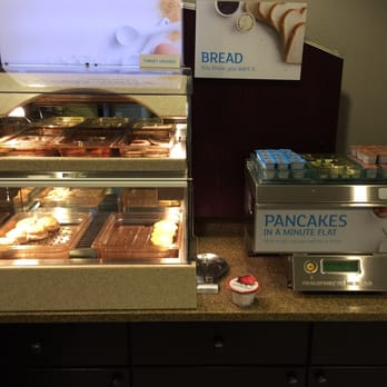 Holiday Inn Express Biddeford - Complimentary breakfast - Venues & Event Spaces Near Me - Biddeford, Maine Holiday Inn Express Biddeford - Complimentary breakfast - Venues & Event Spaces Near Me - Biddeford, Maine