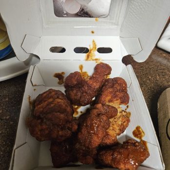 Buffalo Wild Wings - Chicken Wings Near Me - Plantation, Florida Buffalo Wild Wings - Chicken Wings Near Me - Plantation, Florida