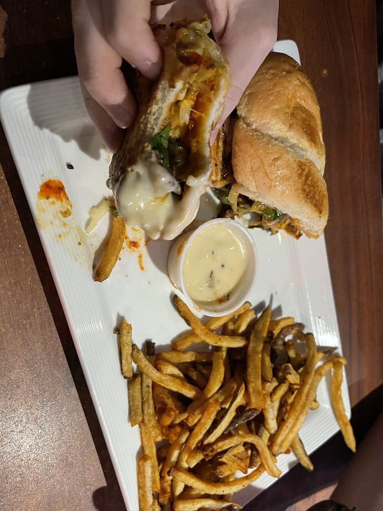 The Cove Restaurant and Lounge
