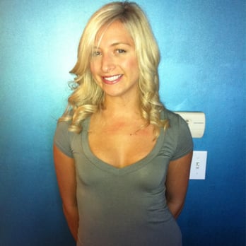 Blonder Salon - Highlights and style by Kylie - Hair Salons Near Me - Costa Mesa, California