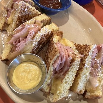 Snooze, an A.M. Eatery - Monte Cristo Brioche Toast - Breakfast & Brunch Near Me - Orange, California