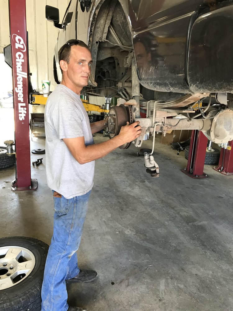 PERFORMANCE AUTOMOTIVE & TIRE Updated May 2024 401 N 4th St, Canton