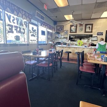 Patsy Maes Cafe - Diners Near Me - Hemet, California