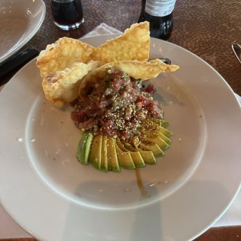 The Brinkerhoff - Hawaiian Tuna Tartare - Bars Near Me - Castle Rock, Colorado