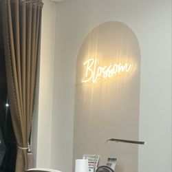 Blossom Nails And Spa