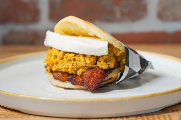 Doggi's Arepa Bar by null