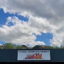 Central Station Flea Market - Storefront
