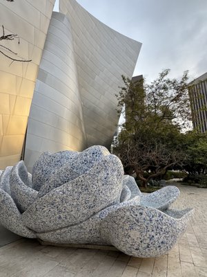 Blue Ribbon Garden by null