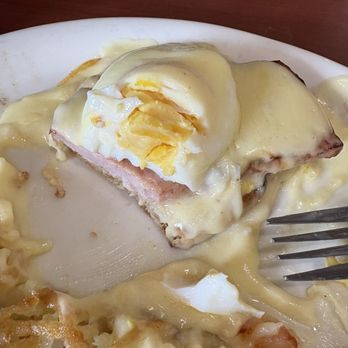 Ramblin Roads Restaurant - Hard boiled egg on an eggs Benedict - American Near Me - Ogden, Utah Ramblin Roads Restaurant - Hard boiled egg on an eggs Benedict - American Near Me - Ogden, Utah