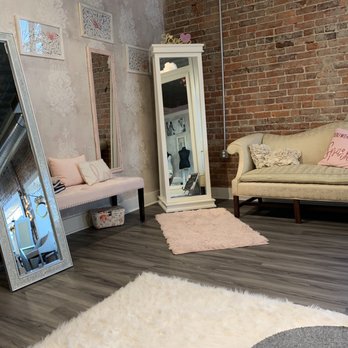 Simply Blush Bridal - Bridal Near Me - Zebulon, North Carolina Simply Blush Bridal - Bridal Near Me - Zebulon, North Carolina