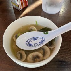 ROYAL TOM YUM SOUP