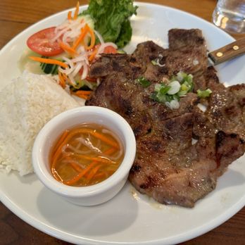 Tigon - Grilled pork rice plate - Vietnamese Near Me - El Cerrito, California Tigon - Grilled pork rice plate - Vietnamese Near Me - El Cerrito, California
