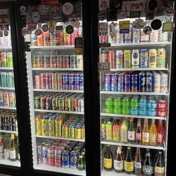 Lemon City Taphouse - Huge can selection - Pubs Near Me - Lemon Grove, California