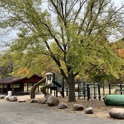 Seven Mile Creek Park - Playground area