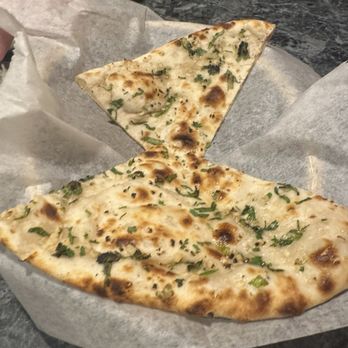 India Star - Garlic naan - Indian Near Me - Des Moines, Iowa