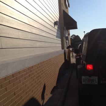 Starbucks - Coffee & Tea Near Me - Virginia Beach, Virginia Starbucks - Coffee & Tea Near Me - Virginia Beach, Virginia