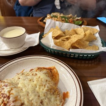 San Jose Mexican Restaurant - Chicken enchiladas, chicken fajitas, queso dip - Mexican Near Me - Valparaiso, Indiana San Jose Mexican Restaurant - Chicken enchiladas, chicken fajitas, queso dip - Mexican Near Me - Valparaiso, Indiana