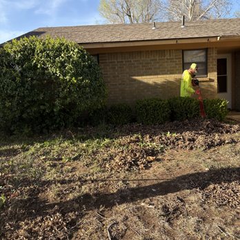 Darrz Lawn Care - Lawn Services Near Me Darrz Lawn Care - Lawn Services Near Me