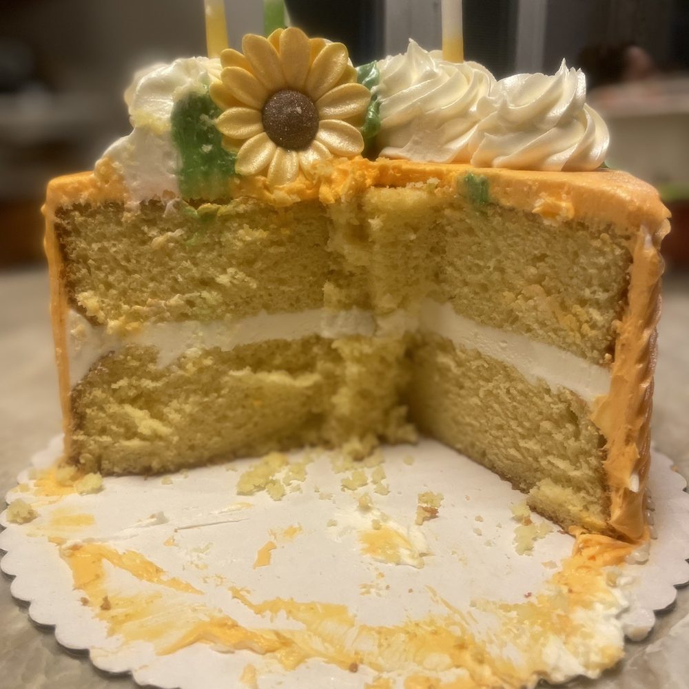 B'zzz Cakes - the inside of a cake - Custom Cakes Near Me - INDIAN LAND, South Carolina