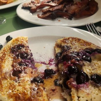 The Dining Room at The Vanderbilt - Blueberry Pancakes were fantastic and I live in Maine. - New American Near Me - Newport, Rhode Island The Dining Room at The Vanderbilt - Blueberry Pancakes were fantastic and I live in Maine. - New American Near Me - Newport, Rhode Island