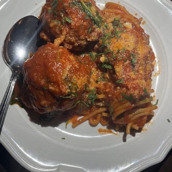Donna's - Spaghetti and meatballs - Italian Near Me - Los Angeles, California Donna's - Spaghetti and meatballs - Italian Near Me - Los Angeles, California