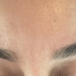 She reshaped my eyebrows and left them uneven. She reshaped my eyebrows and left them uneven.