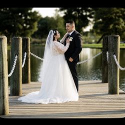 Garnet and Grace Bridal Boutique - Wedding dress, vail and hair piece