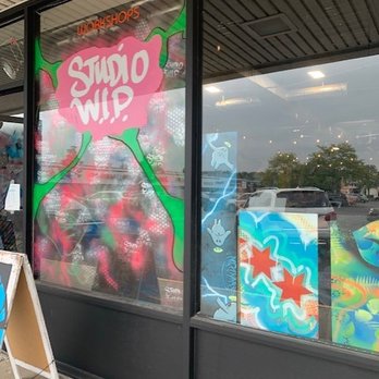 Studio WIP - Paint & Sip Near Me - Chicago, Illinois
