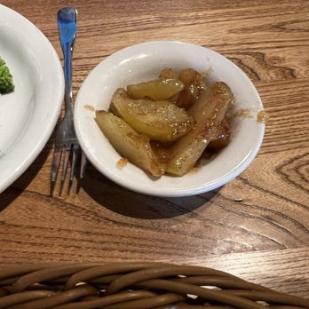 Cracker Barrel Old Country Store - Apples - American Near Me - Springville, Utah Cracker Barrel Old Country Store - Apples - American Near Me - Springville, Utah