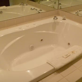 Deerfield Inn - Jacuzzi rooms available! - Hotels Near Me - Fairview, Tennessee