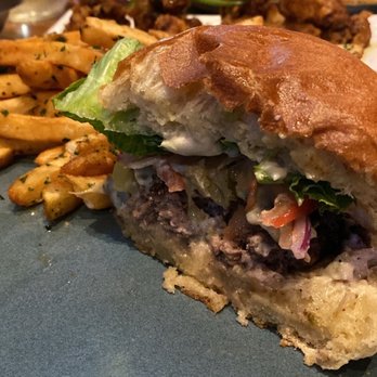 Northwinds Brewpub and Craft Beer Store - Brewpubs Near Me - The Blue Mountains, Ontario
