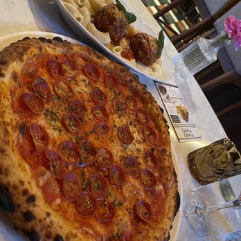 Piano Piano - Hot Rod Pizza; Rigatoni & Meatballs Pasta - Pizza Near Me - Oakville, Ontario Piano Piano - Hot Rod Pizza; Rigatoni & Meatballs Pasta - Pizza Near Me - Oakville, Ontario