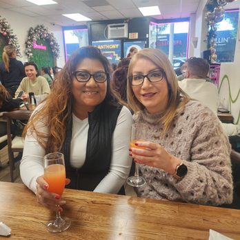 Madres Brunch - New Year's Mimosa Flight! - Breakfast & Brunch Near Me - Whittier, California Madres Brunch - New Year's Mimosa Flight! - Breakfast & Brunch Near Me - Whittier, California