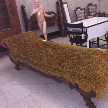 Maumee Antique Mall - Antiques Near Me - Maumee, Ohio