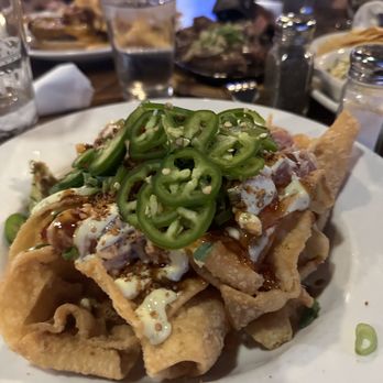 Restaurant 604 - Poke nachos - Breakfast & Brunch Near Me - Honolulu, Hawaii