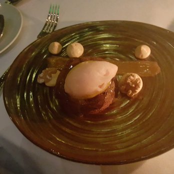 Spago - Dessert: chocolate cake - New American Near Me - Beverly Hills, California Spago - Dessert: chocolate cake - New American Near Me - Beverly Hills, California