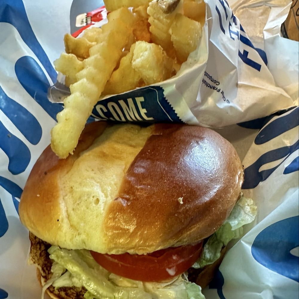 Culver's - Spicy chicken sandwich meal - Burgers Near Me - River Falls, Wisconsin