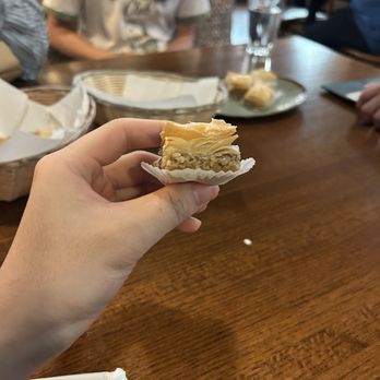 Libanais Sweets And Restaurant - Lebanese Near Me - Lincolnwood, Illinois