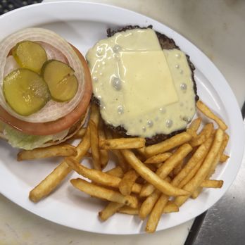 Corner Cafe - Swiss burger - Breakfast & Brunch Near Me - Peotone, Illinois